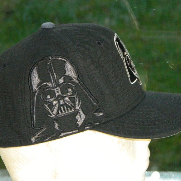 3 for/ $30 Disney Star Wars Youth Dark Vader Baseball Cap Hat New Era Unisex - Picture 3 of 9